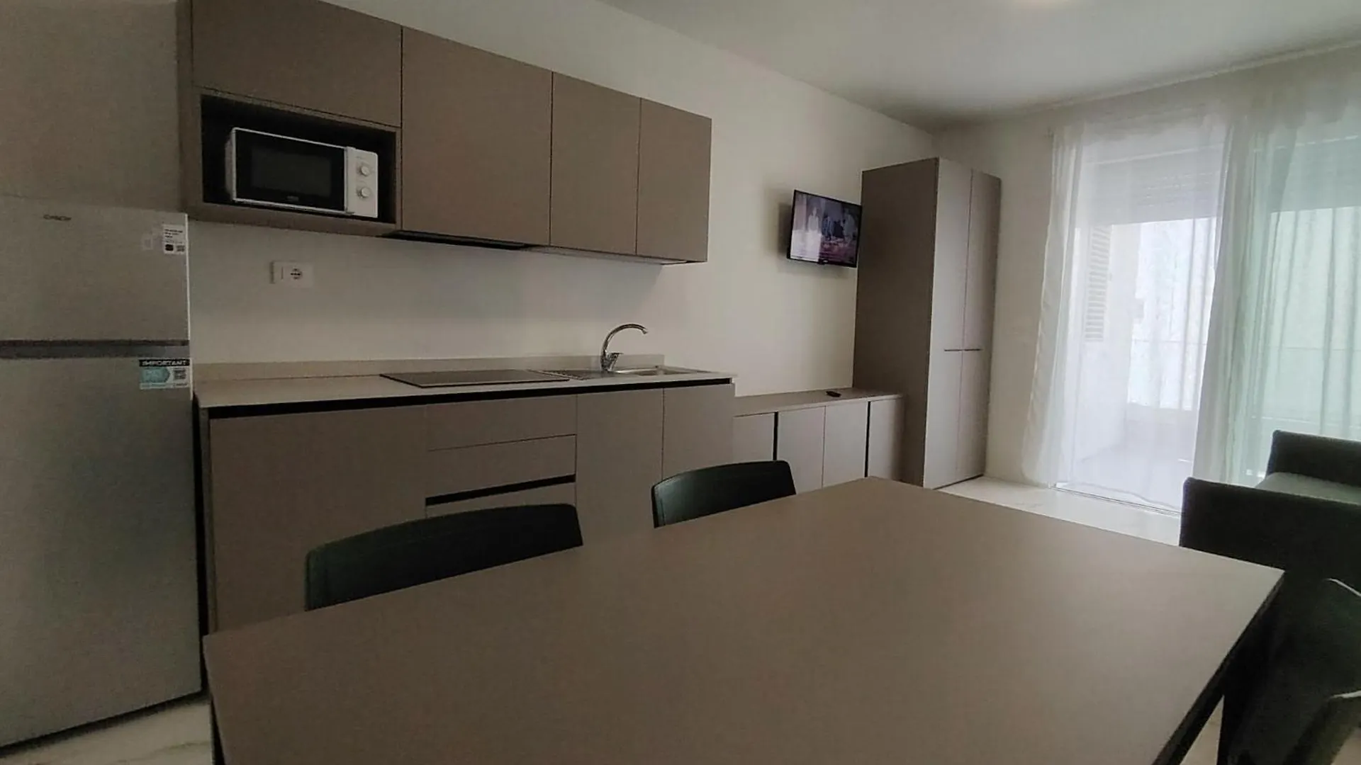 Super Modern Flat With Large Balcony In Bibione location