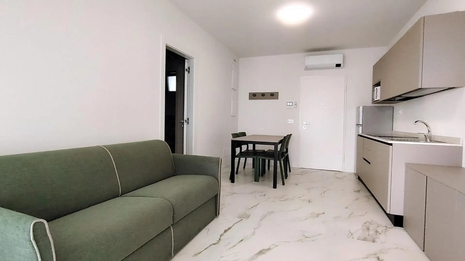 شقة Super Modern Flat With Large Balcony In بيبيوني 0*,  إيطاليا