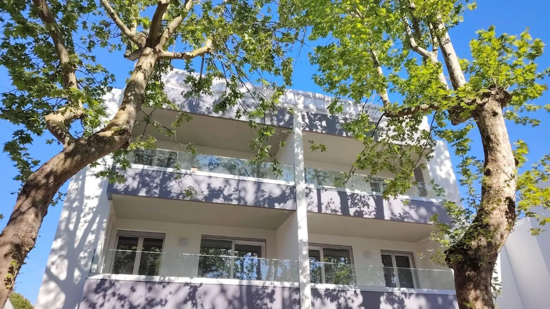 Super Modern Flat With Large Balcony In Bibioneアパートメント